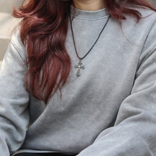 𝘼𝗖𝗜𝗗 𝗪𝗔𝗦𝗛𝗘𝗗 𝗦𝗪𝗘𝗔𝗧𝗦𝗛𝗜𝗥𝗧 — 𝗟𝗜𝗚𝗛𝗧 𝗚𝗥𝗘𝗬 𝗘𝗗𝗜𝗧𝗜𝗢𝗡